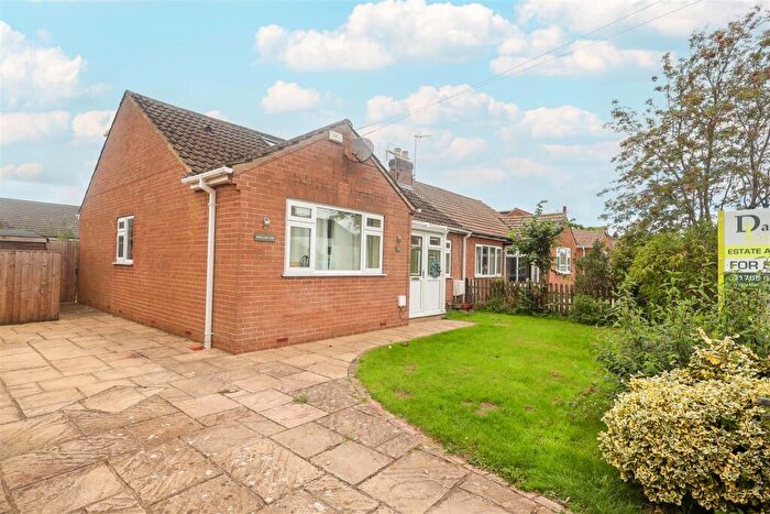 5 Bedroom Semi-Detached Bungalow For Sale In Ash Bank Road, Ripon, HG4