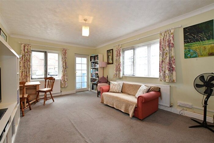 2 Bedroom Semi-Detached Bungalow For Sale In Nevendon Road, Wickford, Essex, SS12