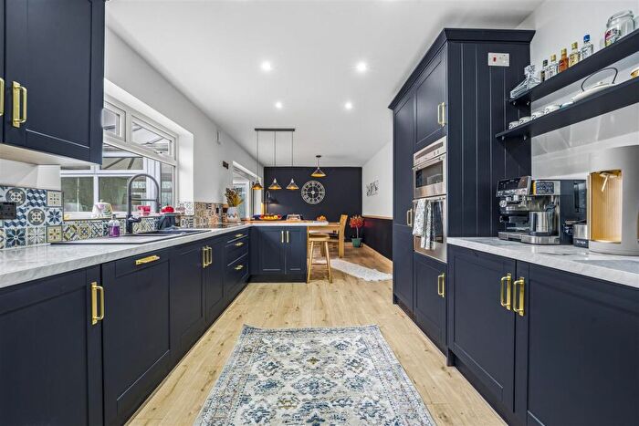 4 Bedroom Detached House For Sale In The Orchard, Aberthin, Cowbridge, CF71