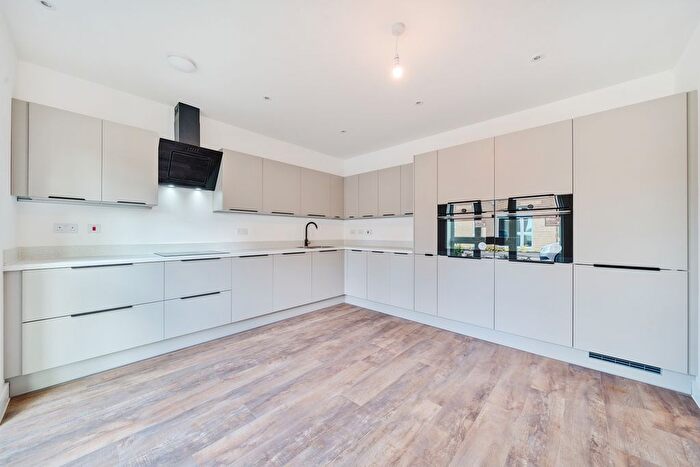 4 Bedroom Detached House To Rent In Wheatley Carr, Nelson, BB9