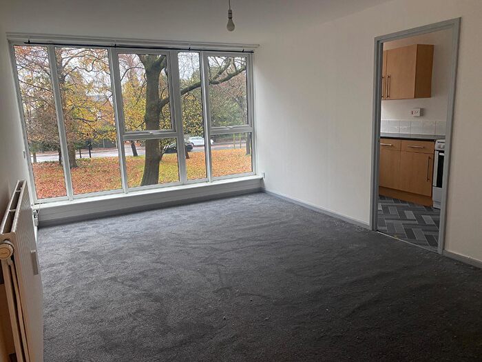 1 Bedroom Flat To Rent In Browns Green, Birmingham, B20