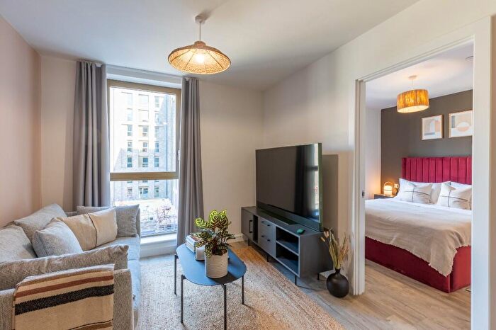 1 Bedroom Flat To Rent In Flat, Rockingham Street, Sheffield, S1