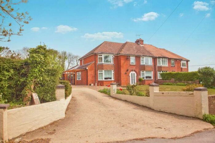 5 Bedroom Semi-Detached House For Sale In Westcourt Lane, Shepherdswell, Dover, Kent, CT15