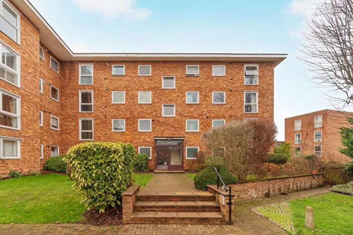 2 Bedroom Flat To Rent In Maldon Road, Wallington, SM6