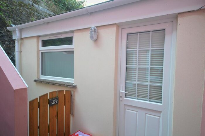 1 Bedroom Flat To Rent In Tregea Terrace, Portreath, Redruth, TR16
