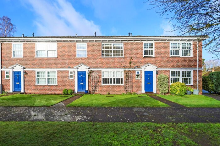 4 Bedroom Terraced House To Rent In Gower Road, Weybridge, Surrey, KT13