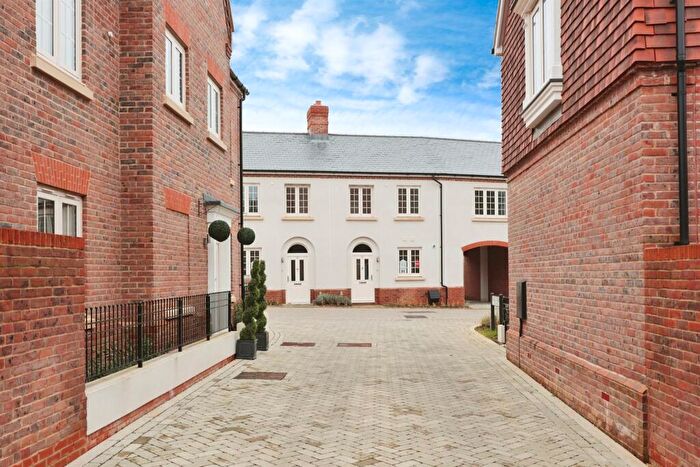 2 Bedroom Apartment For Sale In Charsley Road, Wilton Park, Beaconsfield, HP9