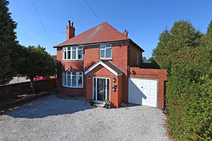 3 Bedroom Detached House To Rent In Wistow Road, Selby, YO8