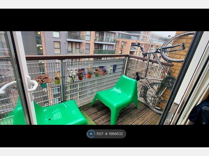 2 Bedroom Flat To Rent In Norman Road, London, SE10