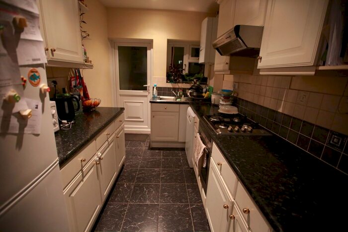 3 Bedroom End Of Terrace House To Rent In Normandy Drive, Hayes, UB3