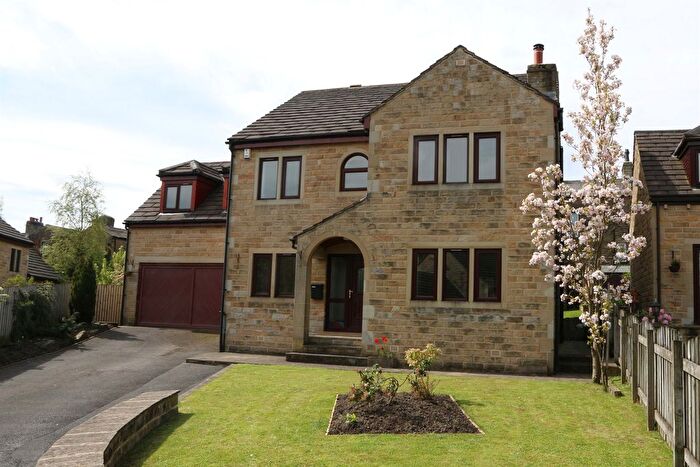 6 Bedroom Detached House For Sale In Ghyll Drive, Haworth, Keighley, BD22