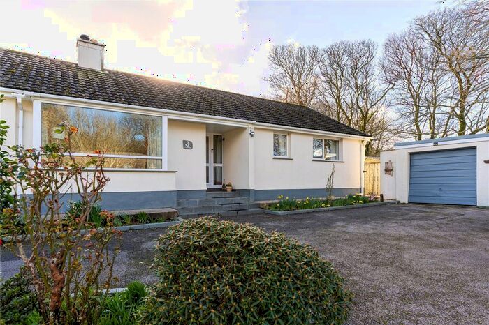 3 Bedroom Bungalow For Sale In Tregonebris, Penzance, TR20