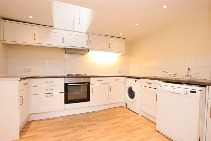 2 Bedroom Flat To Rent In Portland Place, Bath, BA1