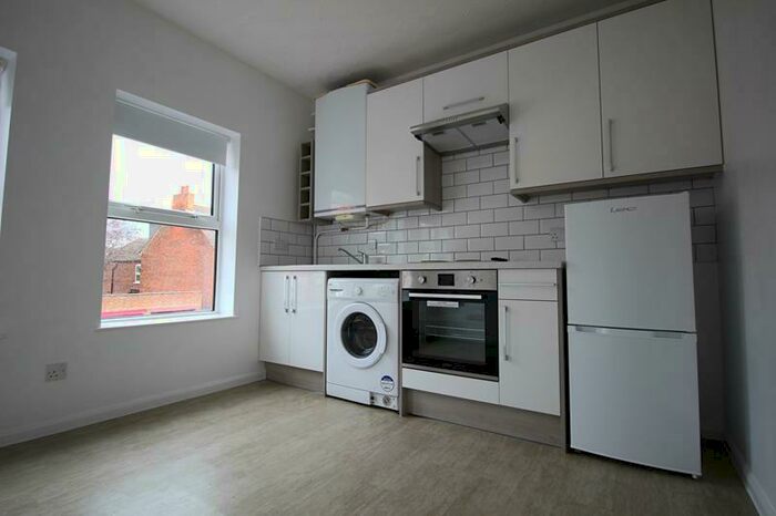 1 Bedroom Flat To Rent In Goldington Avenue, Bedford, MK40