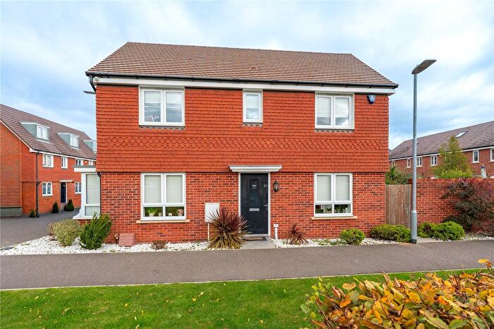 3 Bedroom Detached House For Sale In Gates Drive, Maidstone, ME17