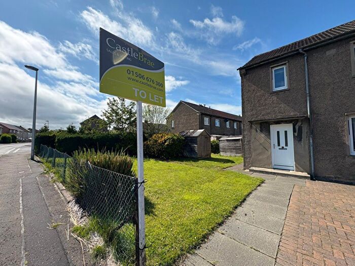 3 Bedroom Semi-Detached House To Rent In Letham Avenue, Pumpherston, EH53
