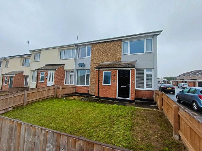 3 Bedroom Semi Detached House For Sale In Goodison Way, Darlington, DL1