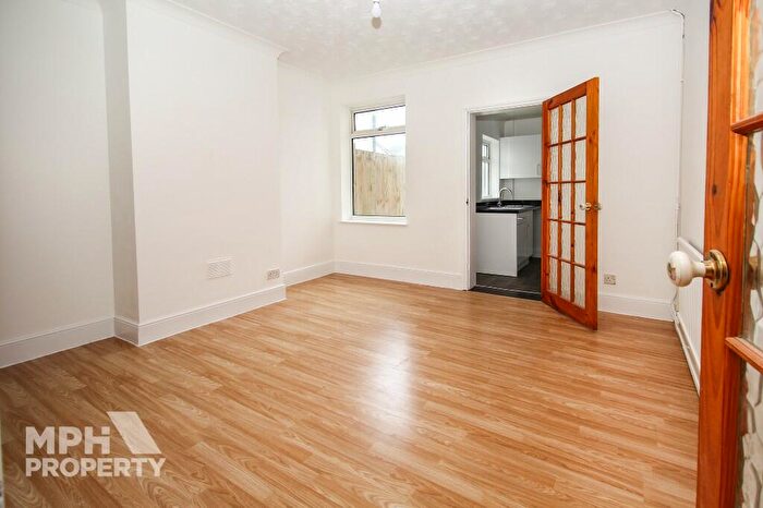 3 Bedroom Terraced House For Sale In Silver Road, Norwich, NR3