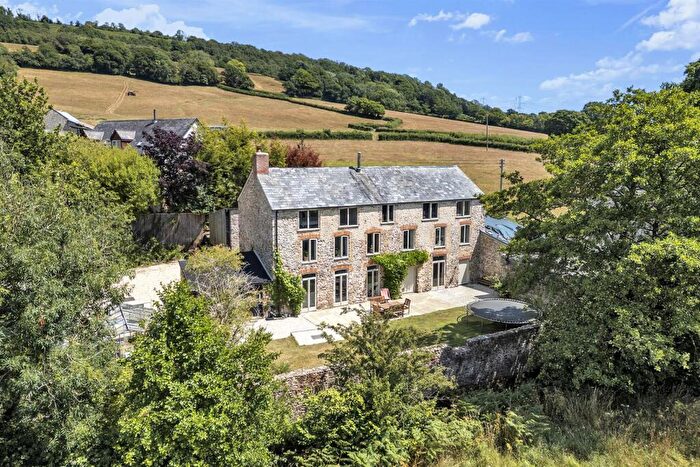 5 Bedroom Detached House For Sale In Dalwood, Axminster, EX13