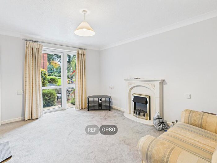 1 Bedroom Apartment To Rent In Ella Court, Redland Drive, HU10