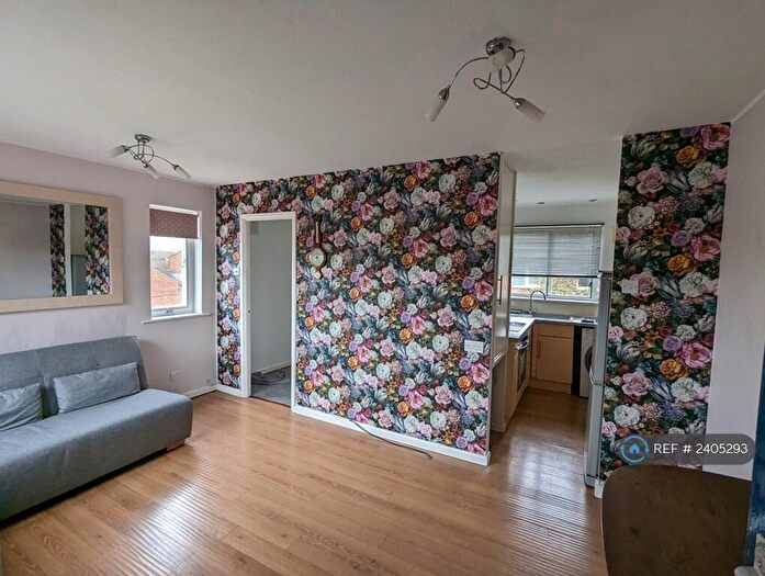 Studio To Rent In Armitage Way, Cambridge, CB4