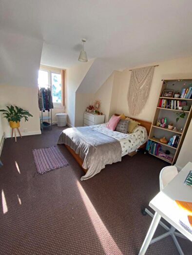 5 Bedroom House Of Multiple Occupation To Rent In Albert Road, Nottingham, NG7