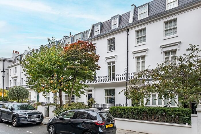 5 Bedroom Town House To Rent In Sheffield Terrace, London, W8