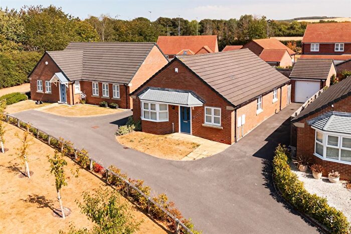 3 Bedroom Detached Bungalow For Sale In Longlands Close, Pocklington, York, YO42