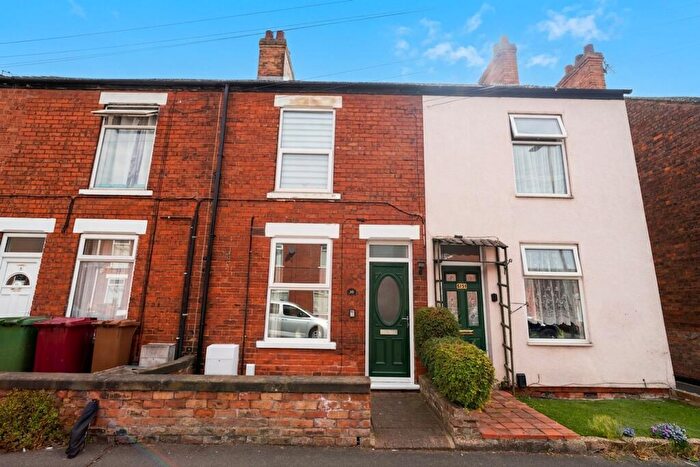 2 Bedroom Terraced House For Sale In Alexandra Road, Scunthorpe, DN16