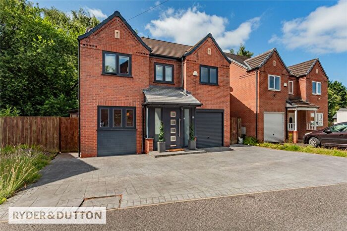 4 Bedroom Detached House For Sale In Little Green View, Middleton, Manchester, M24