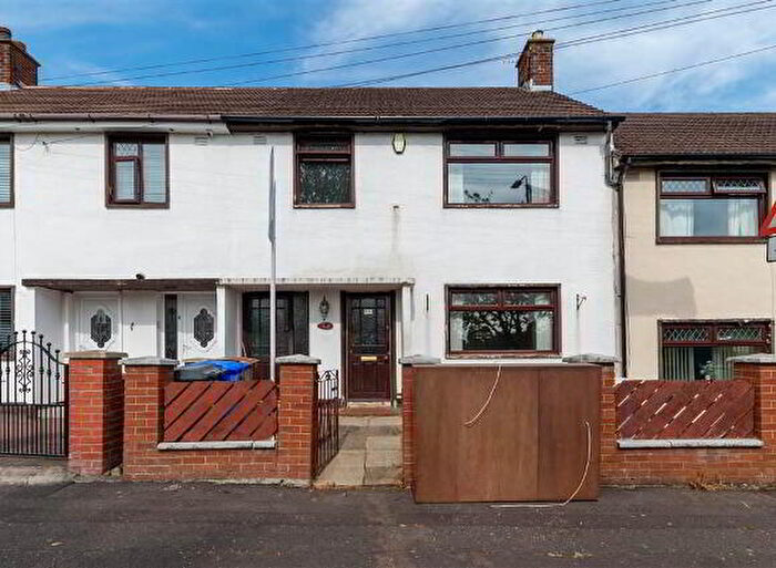 3 Bedroom Terrace House For Sale In Benmore Drive, Belfast, BT10