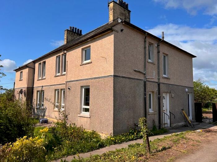 2 Bedroom Flat To Rent In South Street, Cambus, Alloa, FK10