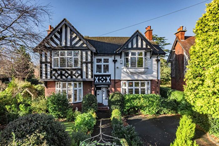 5 Bedroom Detached House For Sale In Athol Road, Bramhall, SK7