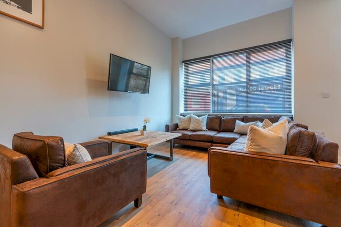 8 Bedroom Terraced House To Rent In Lawrence Road, Liverpool, L15