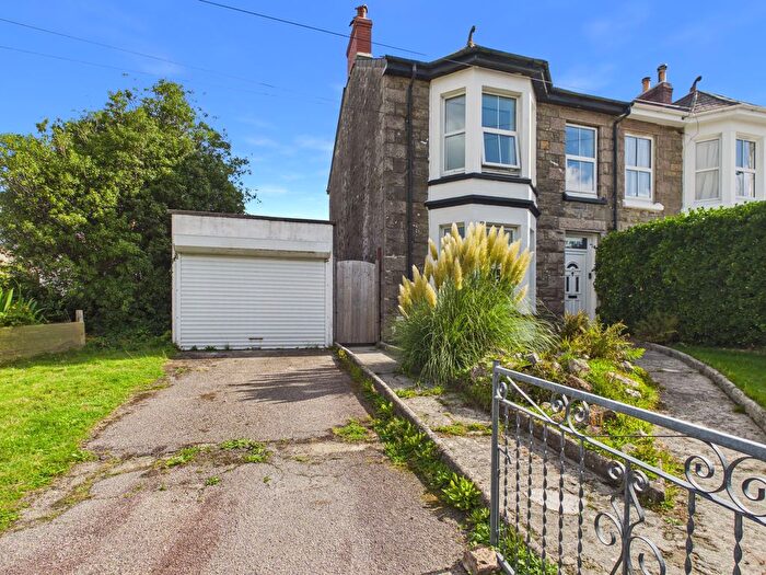 3 Bedroom Semi Detached House For Sale In Southgate Street, Redruth - Spacious Victorian House, TR15