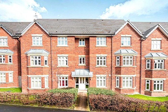 2 Bedroom Flat For Sale In Brattice Drive, Pendlebury, Manchester, Greater Manchester, M27