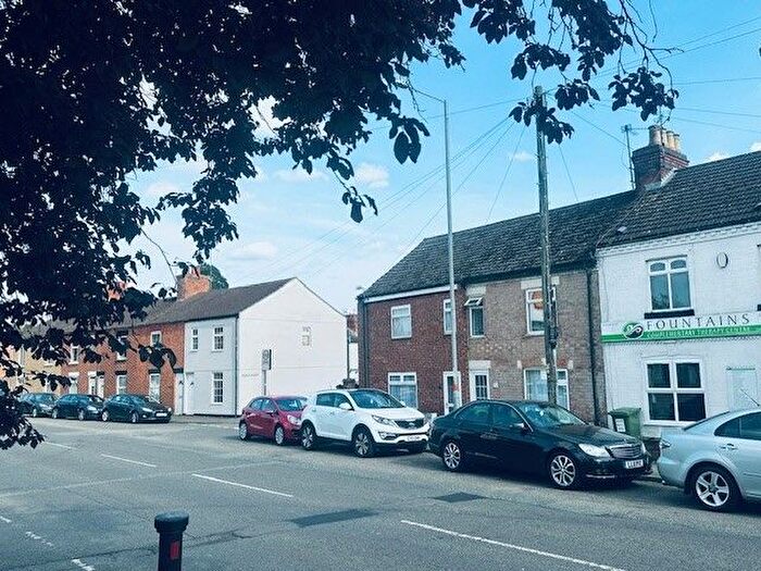 3 Bedroom Terraced House To Rent In Gold Street, Wellingborough, NN8