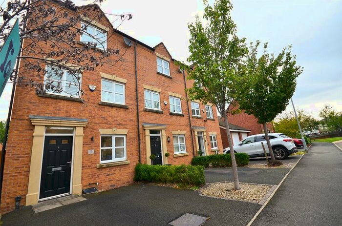 4 Bedroom House To Rent In Lady Lane, Audenshaw, Manchester, M34