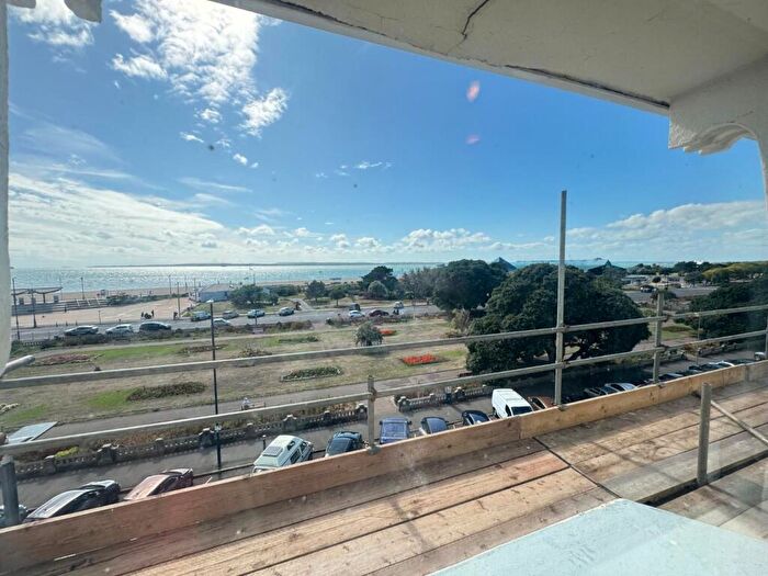 2 Bedroom Flat To Rent In Mary Rose Court, South Parade, Southsea, PO5