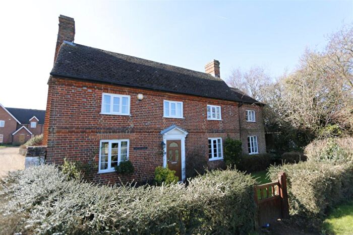 3 Bedroom Detached House For Sale In Broad Street, Clifton, SG17