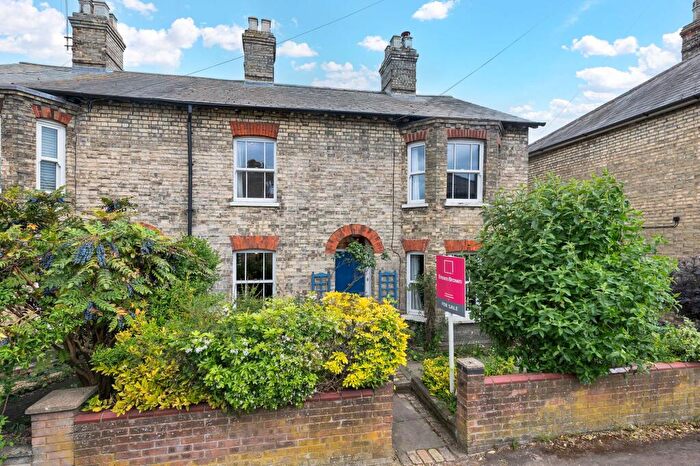 3 Bedroom Semi-Detached House For Sale In Queens Road, Royston, SG8