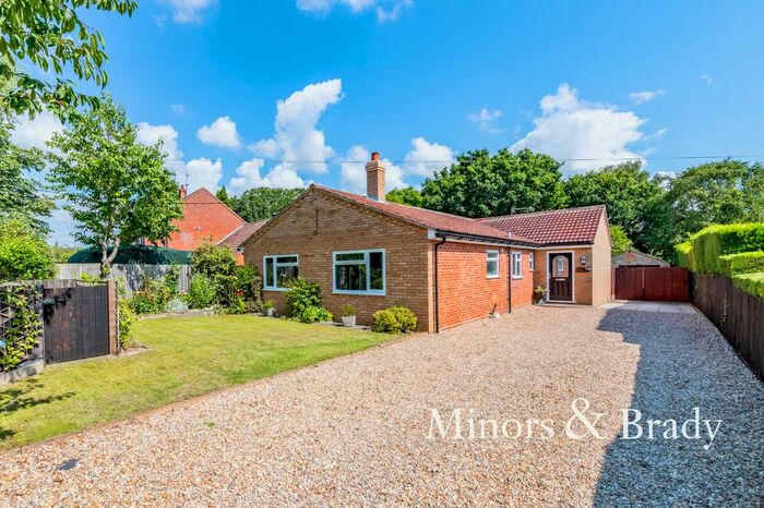 5 Bedroom Detached Bungalow For Sale In Bittering Street, Gressenhall, Dereham NR20