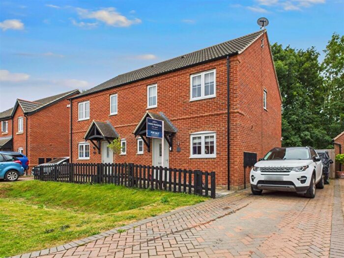 3 Bedroom Semi-Detached House For Sale In Bridgeways, Alford, LN13