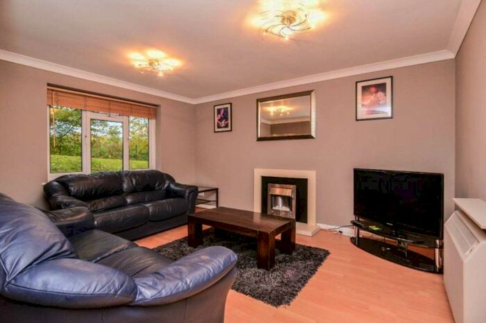 1 Bedroom Flat To Rent In Ronald Court, Oakwood Road, St. Albans, Hertfordshire, AL2