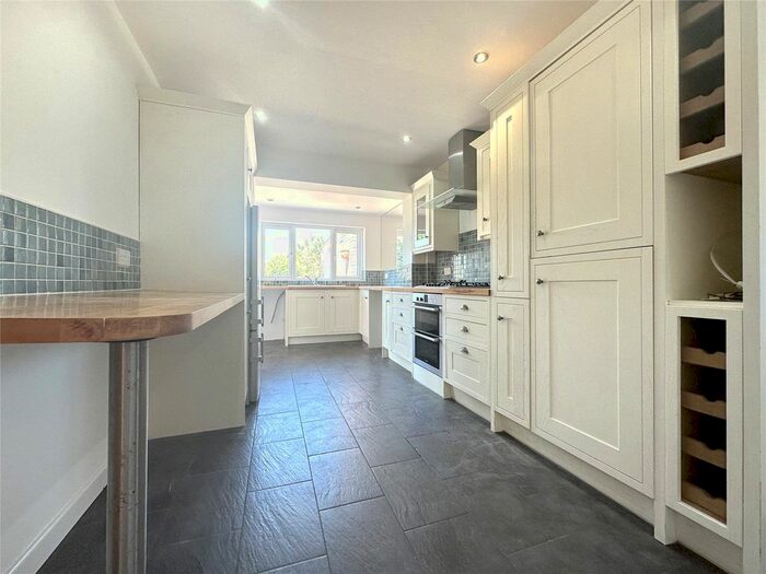 4 Bedroom Detached Bungalow To Rent In Meadow Close, Lympstone, Exmouth, EX8
