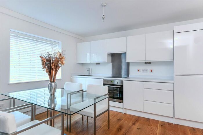 2 Bedroom Property To Rent In Acorn House, 61 Peach Street, Wokingham, Berkshire RG40