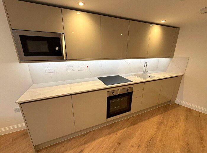 1 Bedroom Apartment To Rent In Market Place, Reading, Berkshire, RG1