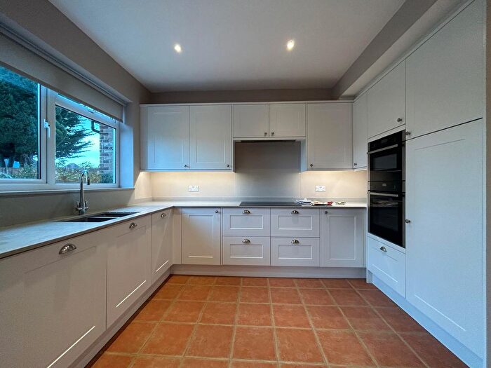 4 Bedroom Semi Detached House To Rent In Southall, UB2