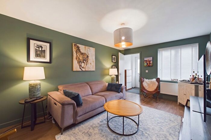 3 Bedroom Detached House For Sale In Grainger Drive, Pocklington, York, North Yorkshire, YO42