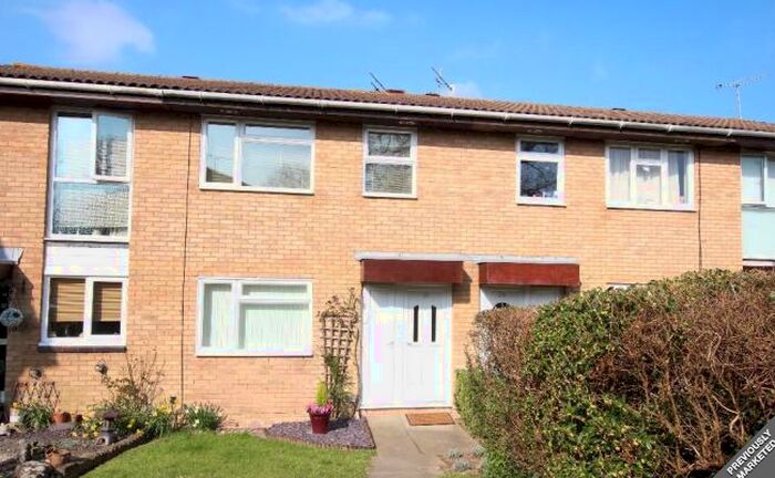 3 Bedroom Terraced House To Rent In Tudor Close, East Grinstead, West Sussex RH19